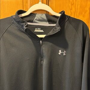 Under Armour Men's Black 1/4 Zip All Season Gear
